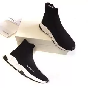 balenciaga trainers knit rhyton vintage femmes black white